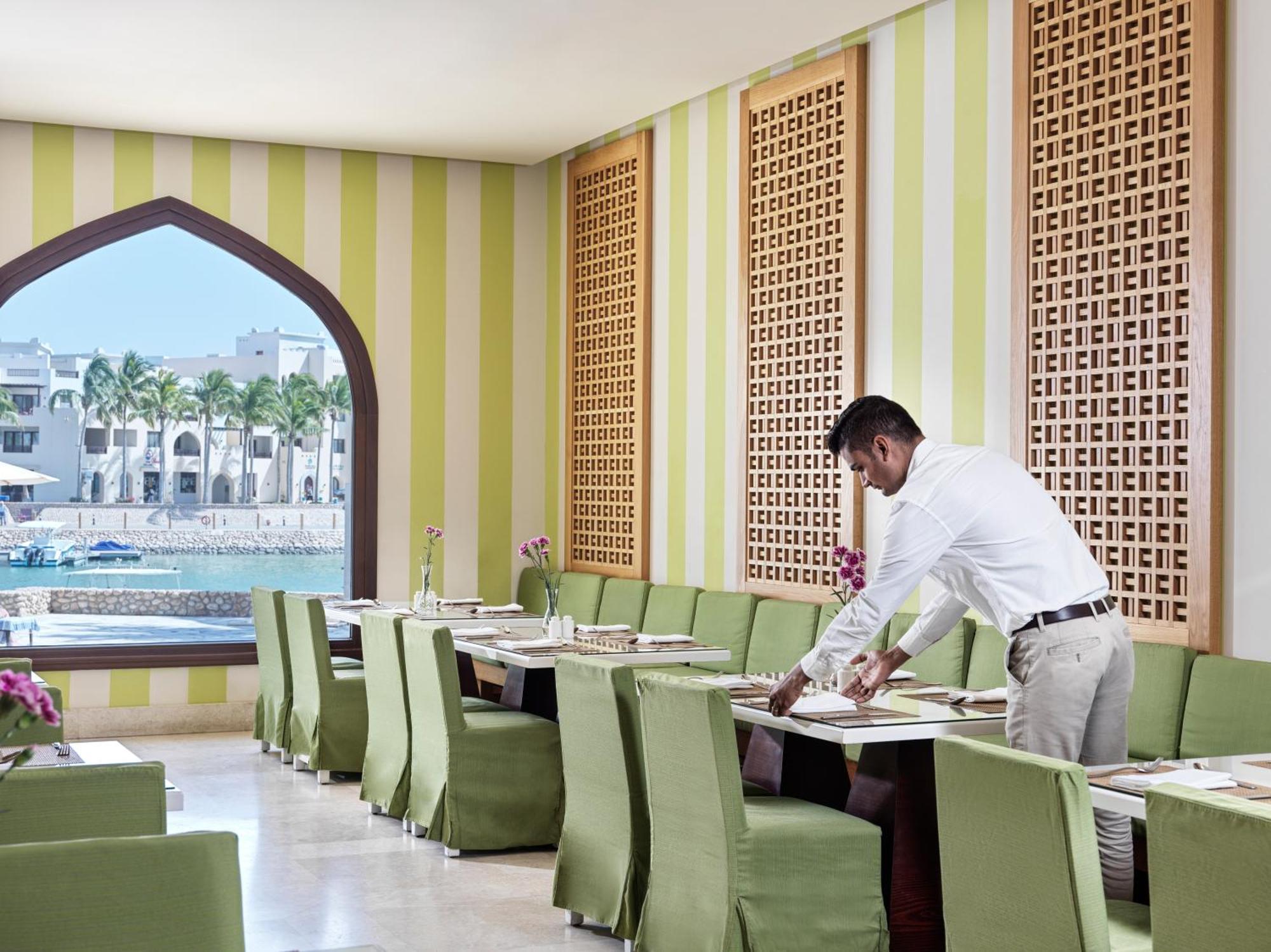 Juweira Boutique Hotel Adult Only Салала Экстерьер фото